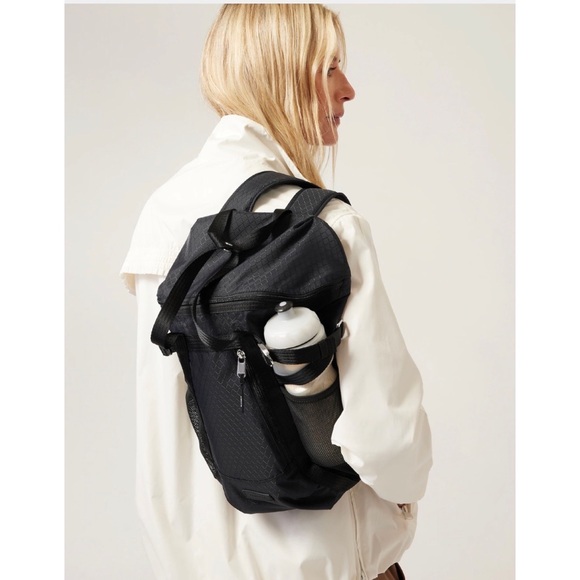Athleta Handbags - NEW Athleta Excursion Backpack in Black
